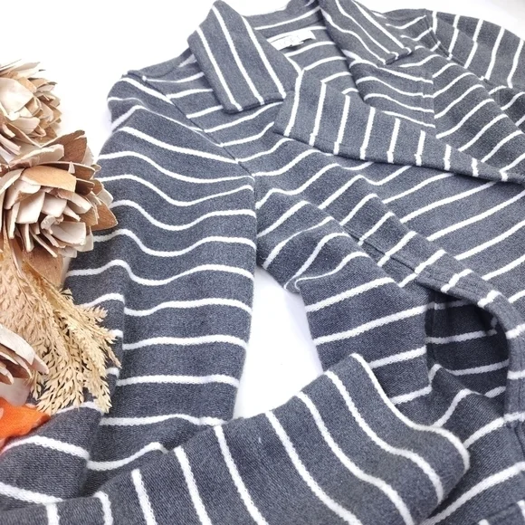 Loft Grey White Striped Blazer Sz S - Picture 6 of 13